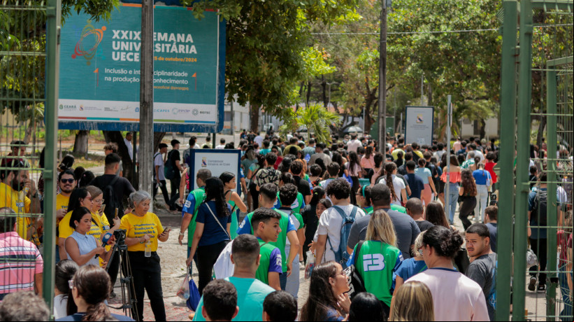 Taxa de presentes na edição do Enem 2024 aumentou em relação de 71,9% em 2023 para 73,5%