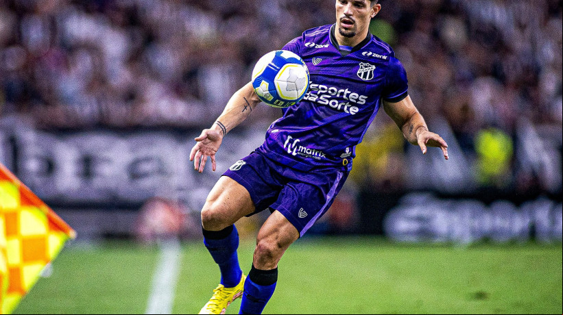 Rafael Ramos, lateral-direito do Ceará  