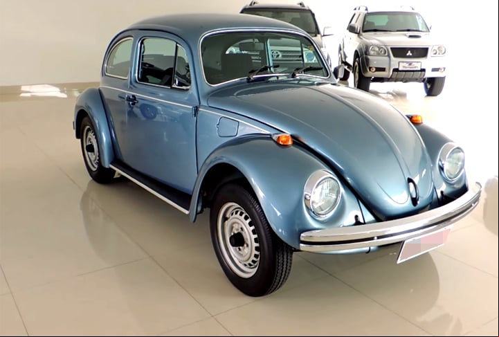 No Brasil, o Fusca deixou de ser produzido duas vezes. Em 1986, a Volkswagen alegou que o modelo estava obsoleto e que não atendia mais às exigências do mercado.