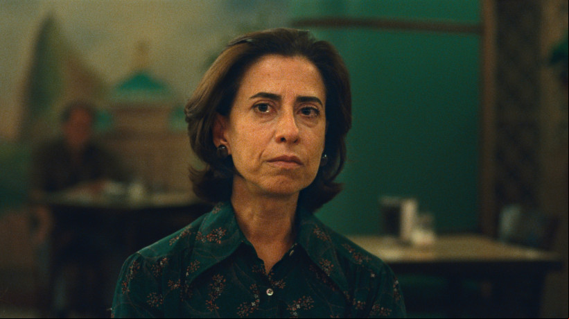 Fernanda Torres é indicada a categoria Melhor Atriz no Oscar 2025 por "Ainda Estou Aqui"