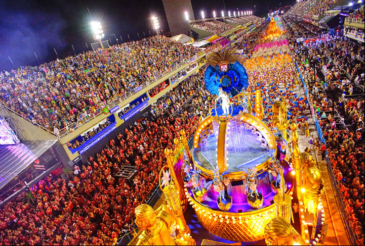 O Rio também respira música. Além do samba e dos desfiles no Carnaval, a cidade tem dezenas de opções para quem curte funk, pagode, sertanejo e bossa nova.