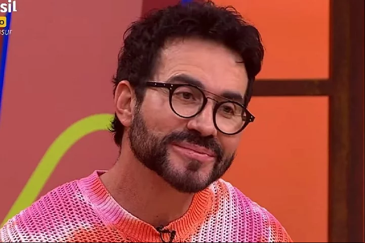 Em entrevista ao programa Sem Censura, da TV Brasil, o Padre Fábio de Melo revelou que tem uma