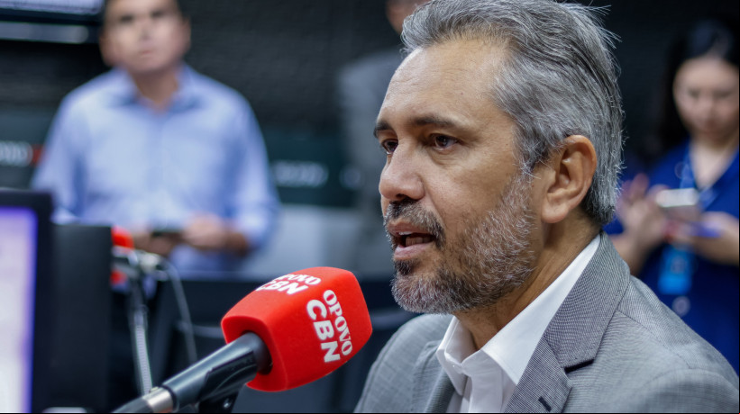 Governador Elmano de Freitas falou sobre reajuste dos professores e pagamento do piso salarial
