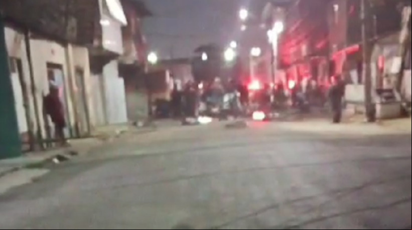 Duplo homicídio foi registrado na noite dessa sexta-feira, 10, na rua rua Édson Martins, no bairro Bom Jardim, em Fortaleza