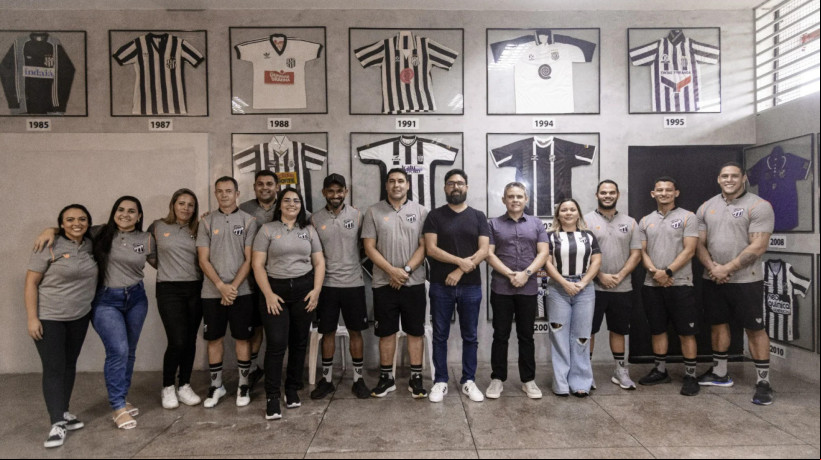 Ceará divulgou a lista completa da comissão técnica do time feminino.