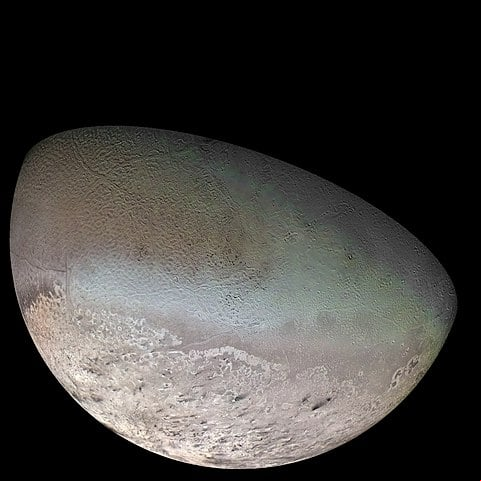 No dia 10/10/1846, o astrônomo britânico William Lassell descobriu Tritão, a maior das luas que orbitam o planeta Netuno.