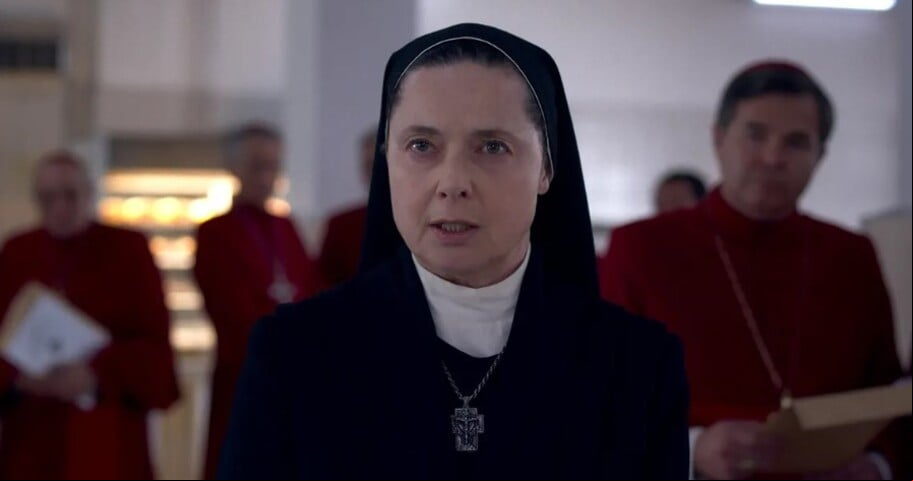 O elenco de “Conclave” tem ainda Stanley Tucci (“Um Olhar do Paraíso”), Isabella Rossellini (“Veludo Azul”), John Lithgow (“Dexter”) e Sergio Castellito (“Não se Mova”).