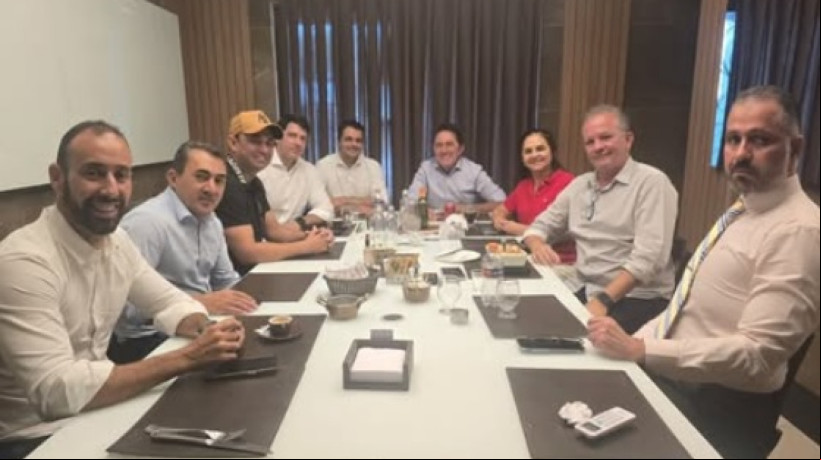 Deputado André Figueiredo se reuniu com oito vereadores do PDT em Fortaleza