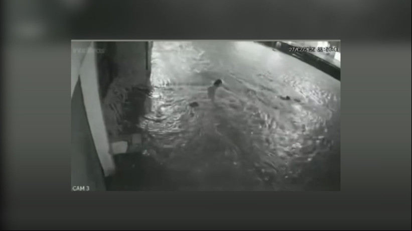 Criança cai em bueiro no bairro Bom Jardim e é resgatada com vida