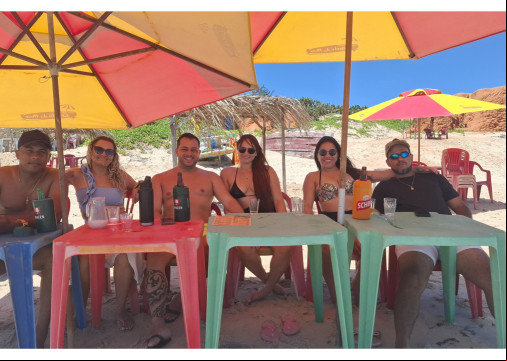 Sol, praia e tranquilidade na manhã de Carnaval; confira programação da tarde e da noite em Aracati (Foto: Kleber)