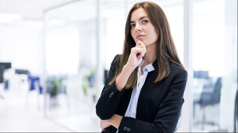 Apesar da maior escolaridade, o rendimento médio real das mulheres donas de negócios foi 24,4% menor do que dos homens