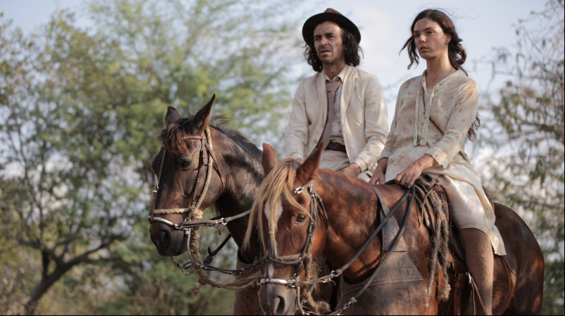 Júlio Reis e Ísis Valverde protagonizam série