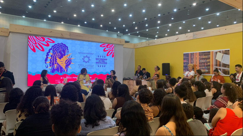 Aline Bei e Andrea Del Fuego falam sobre mulheres e escrita durante XV Bienal do Ceará