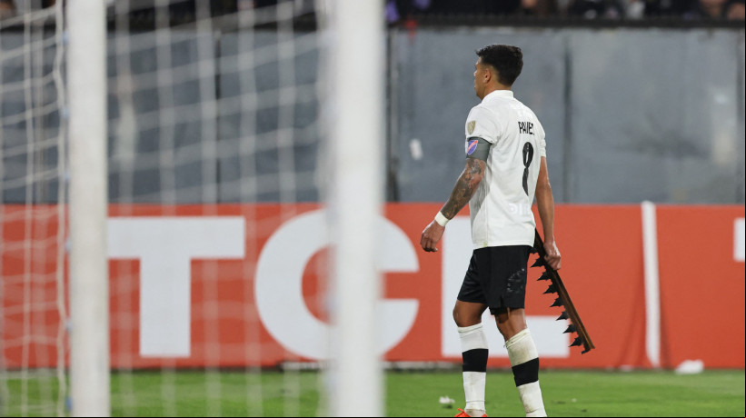 Jogo entre Colo-Colo e Fortaleza pela Libertadores foi cancelado após invasão de torcedores chilenos no segundo tempo