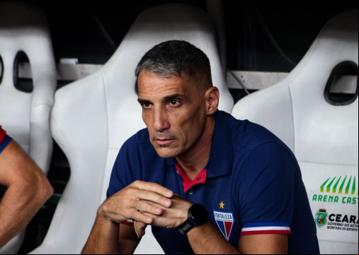 O técnico reconheceu a má fase, mas rechaçou reformulação de elenco ou medidas drásticas
