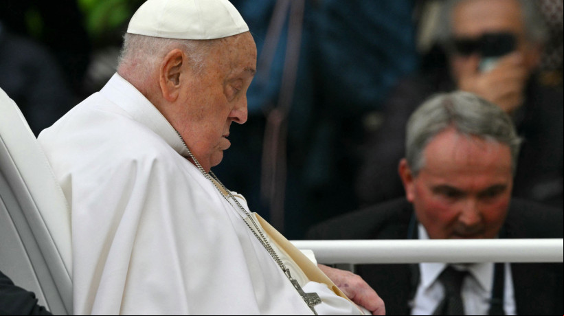 Sentimento de luto pela morte do papa Francisco percorre o mundo