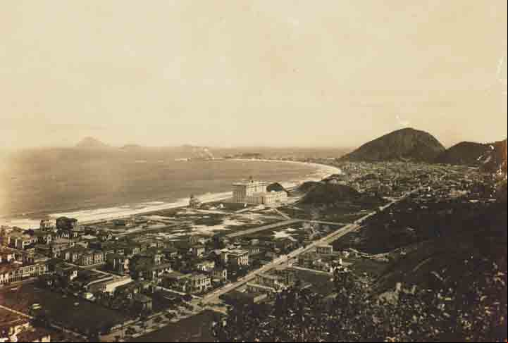 Na época, a cidade do Rio de Janeiro vivia a expectativa da Exposição do Centenário da Independência do Brasil, que seria realizada em 1922.