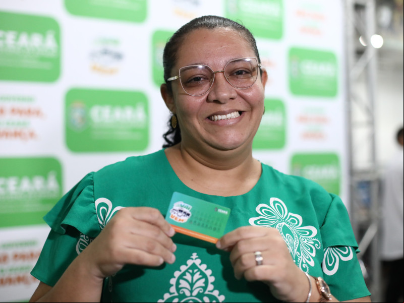 FORTALEZA-CE, BRASIL, 02.05.2025: Clerice Aguiar, moradora de Maracanau. Governo do Ceará anuncia a ampliação do programa VaiVem para trabalhadores desempregados. (Foto: Fabio Lima/ OPOVO) FORTALEZA-CE, BRASIL, 02.05.2025: Clerice Aguiar, moradora de Maracanau. Governo do Ceará anuncia a ampliação do programa VaiVem para trabalhadores desempregados. (Foto: Fabio Lima/ OPOVO)