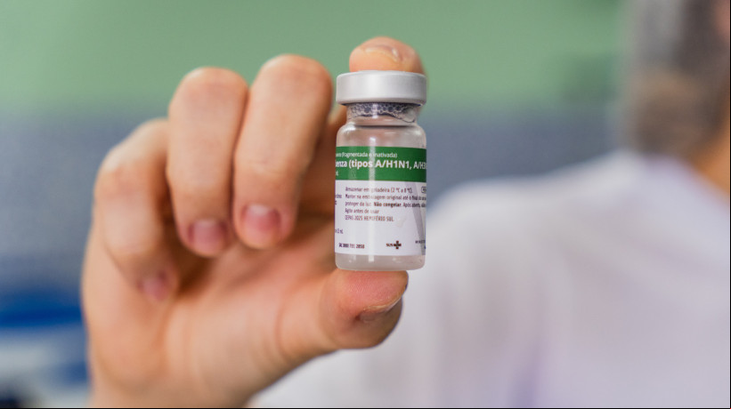 Vacinas contra a gripe estão disponíveis para toda a população no Ceará. Confira os postos de saúde abertos neste fim de semana em Fortaleza