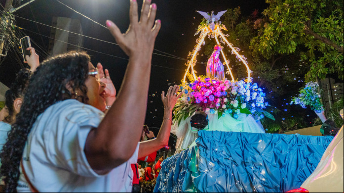 FORTALEZA-CE, BRASIL, 13-05-2025: Procissão de Nossa Senhora de Fátima. (Foto: Fernanda Barros/O Povo)