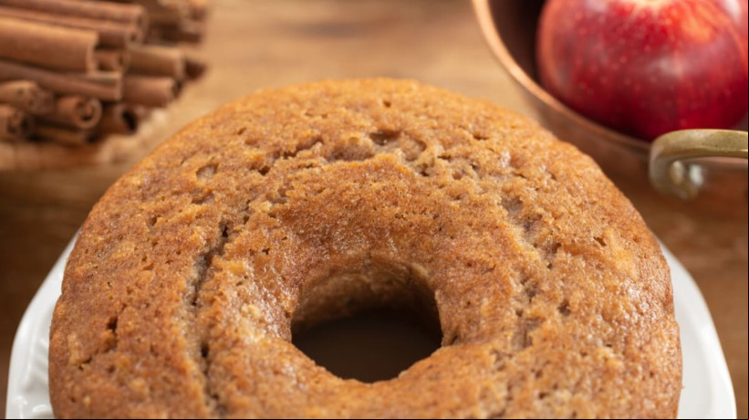 Bolo de maçã com canela (Imagem: Carlos Santos RODAPE BR | Shutterstock)
