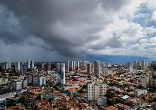 Imagem de apoio ilustrativo: tempo nublado em Fortaleza