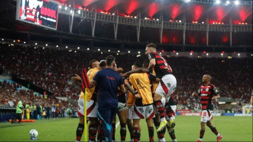 Pesquisa indica que um torcedor brasileiro médio recebe por ano apenas 0,95% do salario anual médio de um jogador da Série A do Brasileiro