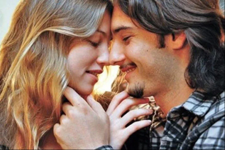 Luana teve ainda relacionamentos amorosos com os atores Guilherme Fontes, Rodrigo Santoro (foto), Marcos Palmeira, Dado Dolabella e Paulo Vilhena.