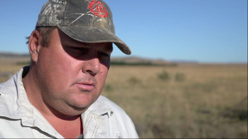 O assassinato dos tios de Roland Collyer, em 2020, levou à criação de um memorial temporário, cheio de cruzes, que foi destaque em vídeo exibido por Donald Trump  