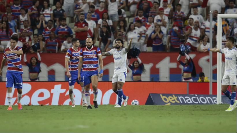 Lance do jogo Fortaleza x Cruzeiro, no Castelão, pela Série A 2025