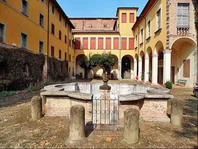 Apesar das mudanças ao longo dos séculos, o traçado original ainda pode ser visto no centro histórico de Ímola.