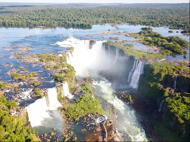 O Parque Nacional do Iguaçu é Patrimônio Mundial, título concedido pela Unesco.
