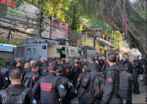 ï¿¼OPERAÃÃO busca cumprir 29 mandados de prisÃ£o e 14 de busca e apreensÃ£o no Rio