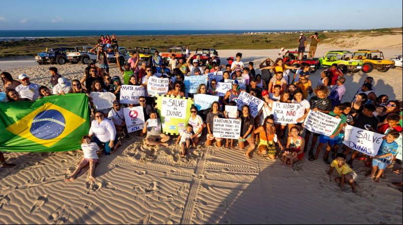 Aquiraz, CE, BR  02.06.25 Moradores fazem protesto contra a implantação da rodovia CE-025 no trecho entre a CE 452 (B) da Prainha para Praias Belas no Município de Aquiraz (Fco Fontenele/O POVO)