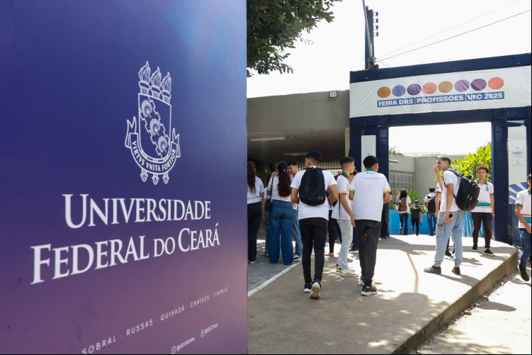 FORTALEZA, CEARÁ, BRASIL- 03.06..2025: Universidade Federal do Ceará (UFC) se prepara para o encontro anual mais esperado por estudantes do ensino médio e universitários: a Feira das Profissões UFC. (Daniel Galber/Especial para O POVO