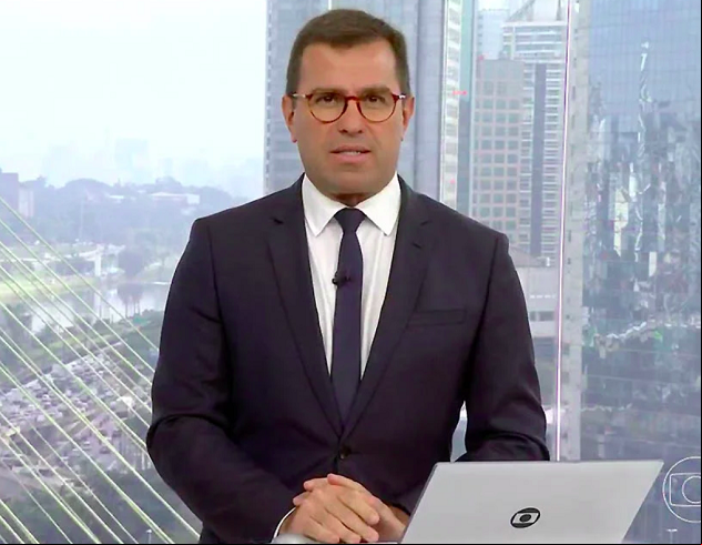 De acordo com a publicação, um documento mostra que Bocardi fez dez sessões de consultoria sem comunicar a Globo previamente. Pelas regras da empresa, os funcionários devem informar a pretensão de realizar serviço desse tipo para que haja uma avaliação interna. Bocardi não cumpriu a norma e esse foi um dos motivos para seu desligamento da emissora.