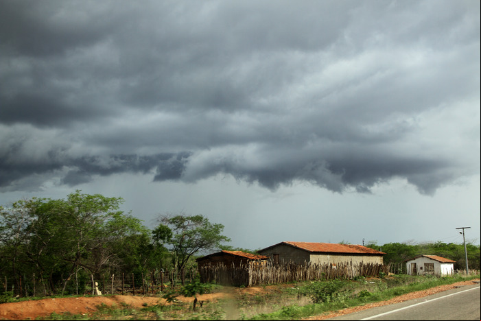 Céu Nublado em Jaguaribara  