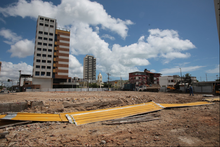 ￼TERRENO onde um dia esteve erguido o Edifício São Pedro teve sua demolição concluída no início deste mês